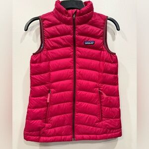 Patagonia Girls Down Sweater Vest Magenta Size Medium 10